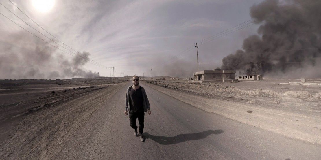Aaron Ohlmann on a shoot for VICE Qayyarah Iraq November 2016