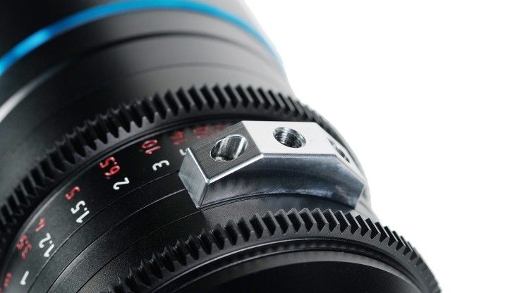 SIRUI 75mm FF Anamorphic Lens Support