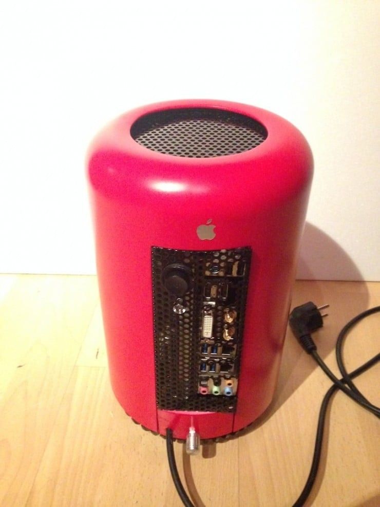 Hackintosh Mod Used an Actual Trash Can to Look Like Apple