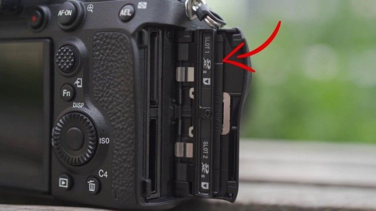 Dual UHS II SD Card Slots in the Sony A7 R IV